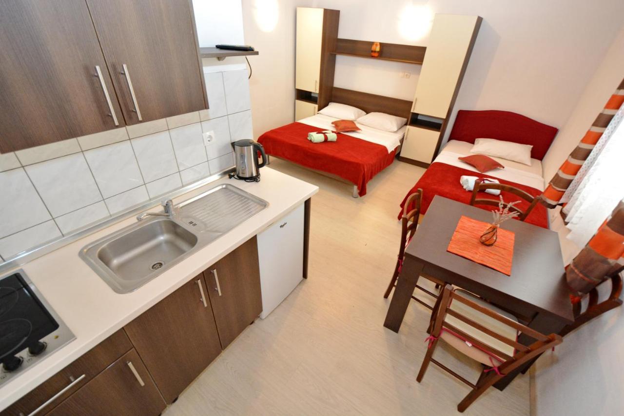 Apartments Antonija Starigrad Paklenica Exteriér fotografie
